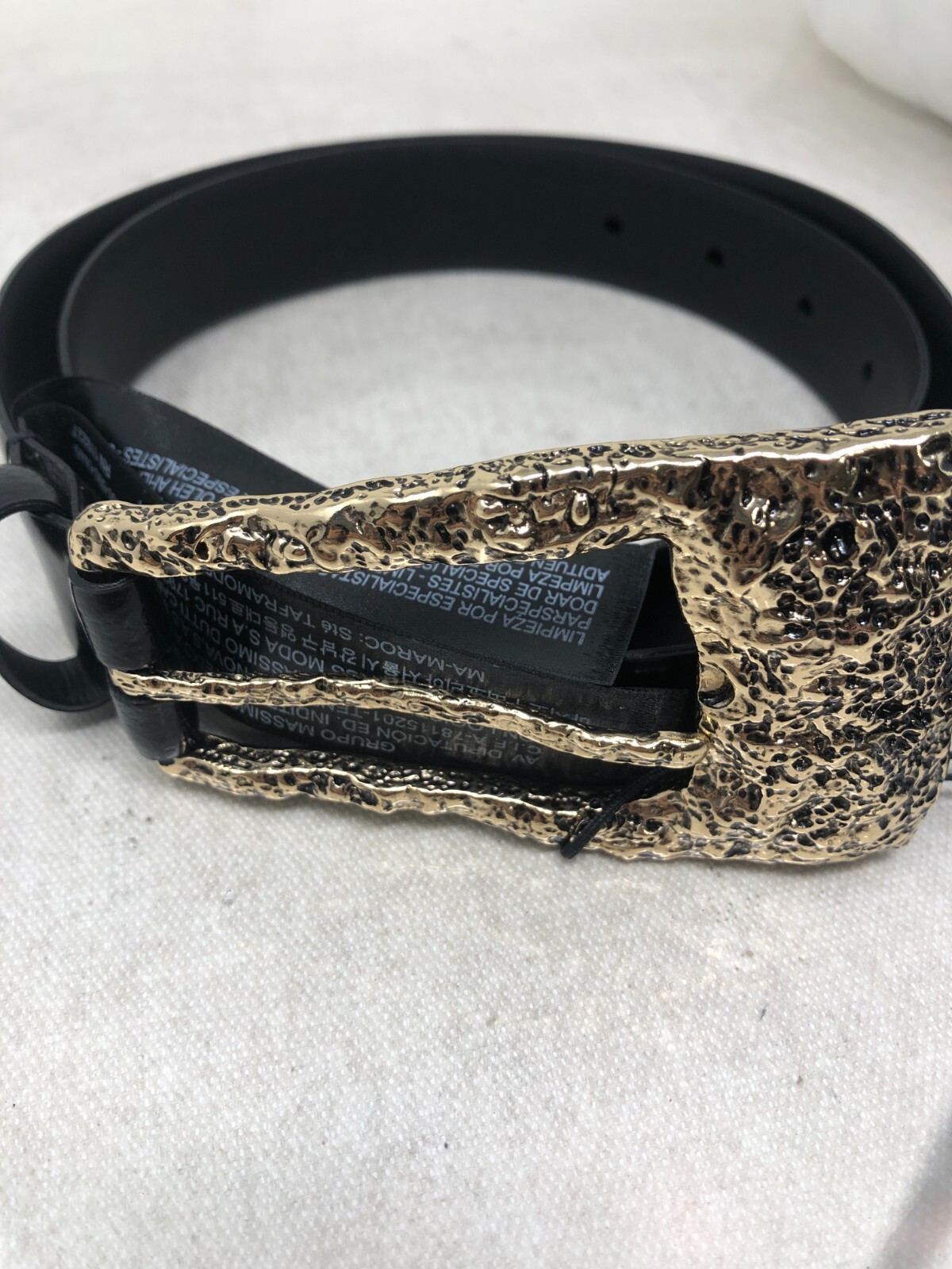 ★ Massimo Dutti★ Textured chain and medal detail belt 046 Massimo Dutti Belt Womens Size S Black Leather W/ Gold