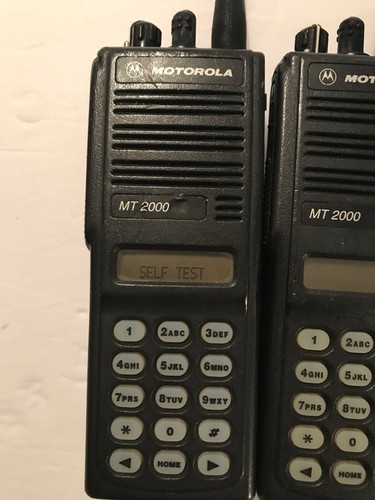 Lot Of 5 Motorola MT2000 UFH 403-470mhz H01RDH9AA7AN Handheld Radios