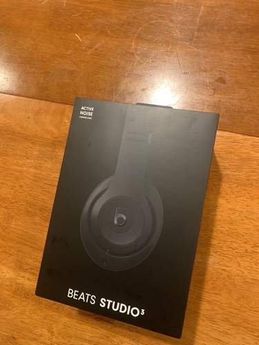 beats studio³ matte black Beats Studio3 Wireless Over-Ear Noise Cancelling Bluetooth
