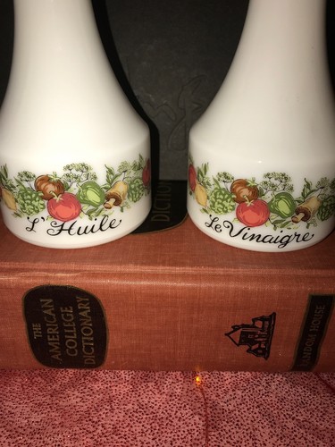 vintage cruet set/ White Milk Glass/Gemco/Made In USA/Perfect Vintage Condition