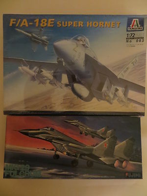 F/A-18E SUPER HORNET ITALERI MIG 29 FULCRUM FUJIMI SCALA 1:72