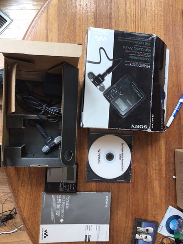 ジャンク SONY MD Walkman MZ-RH1 Black Sony MZ-RH1 Hi-MD Walkman Faces Axe (But MiniDisc Lives On!)