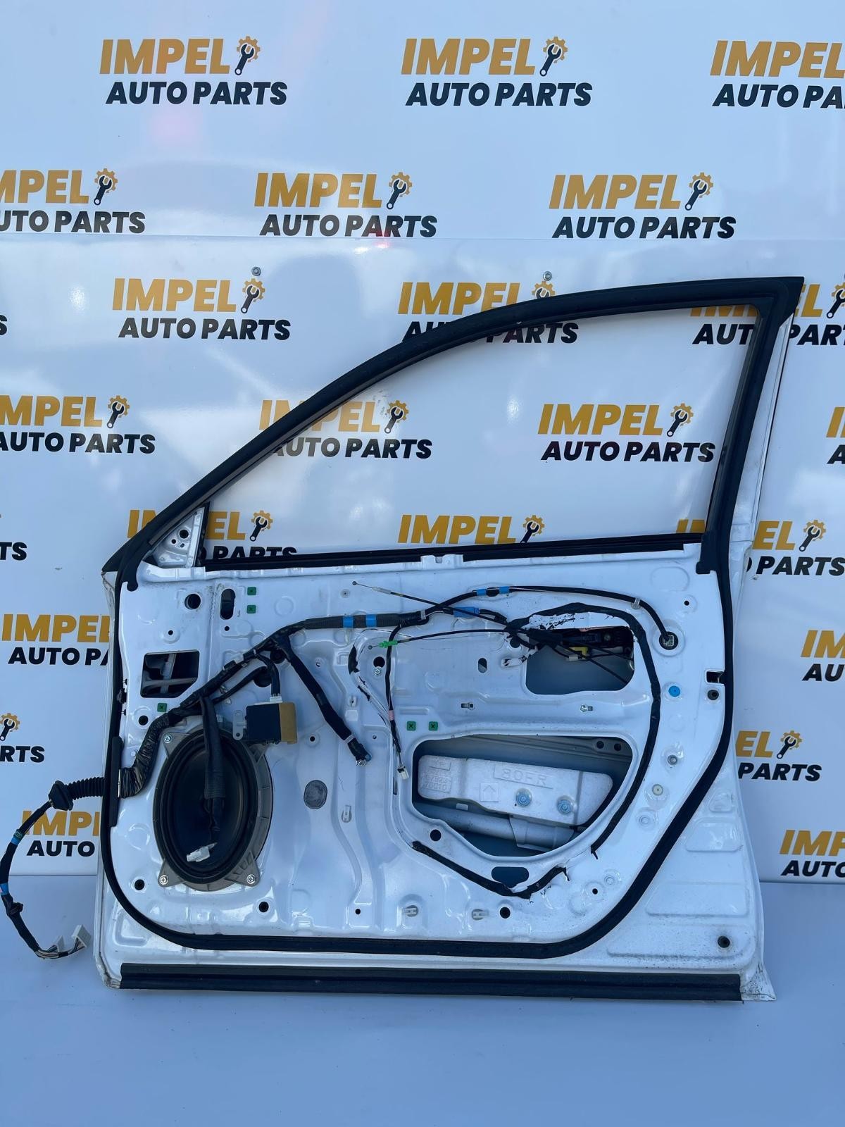LEXUS CT200H 12/2010-2020 RIGHT FRONT DOOR WHITE ZWA10 - thumbnail 4