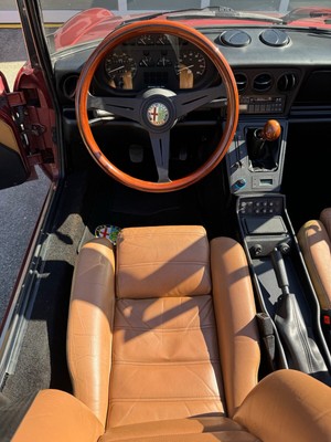 image 4 of interior