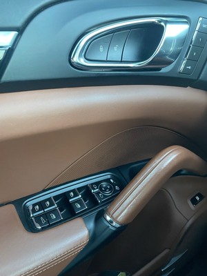 image 3 of interior