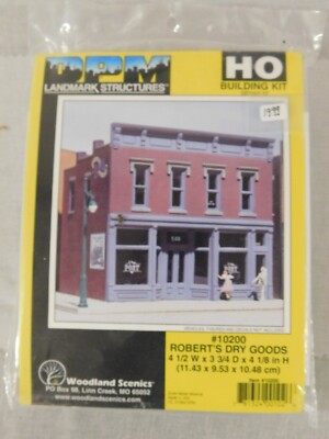 DPM Landmark Structures HO Scale Building Kit Roberts Dry Goods #10200 NEW