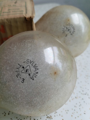 Vintage SYLVANIA formerly WABASH  SUPER FLASH No. 3 FLASHBULB