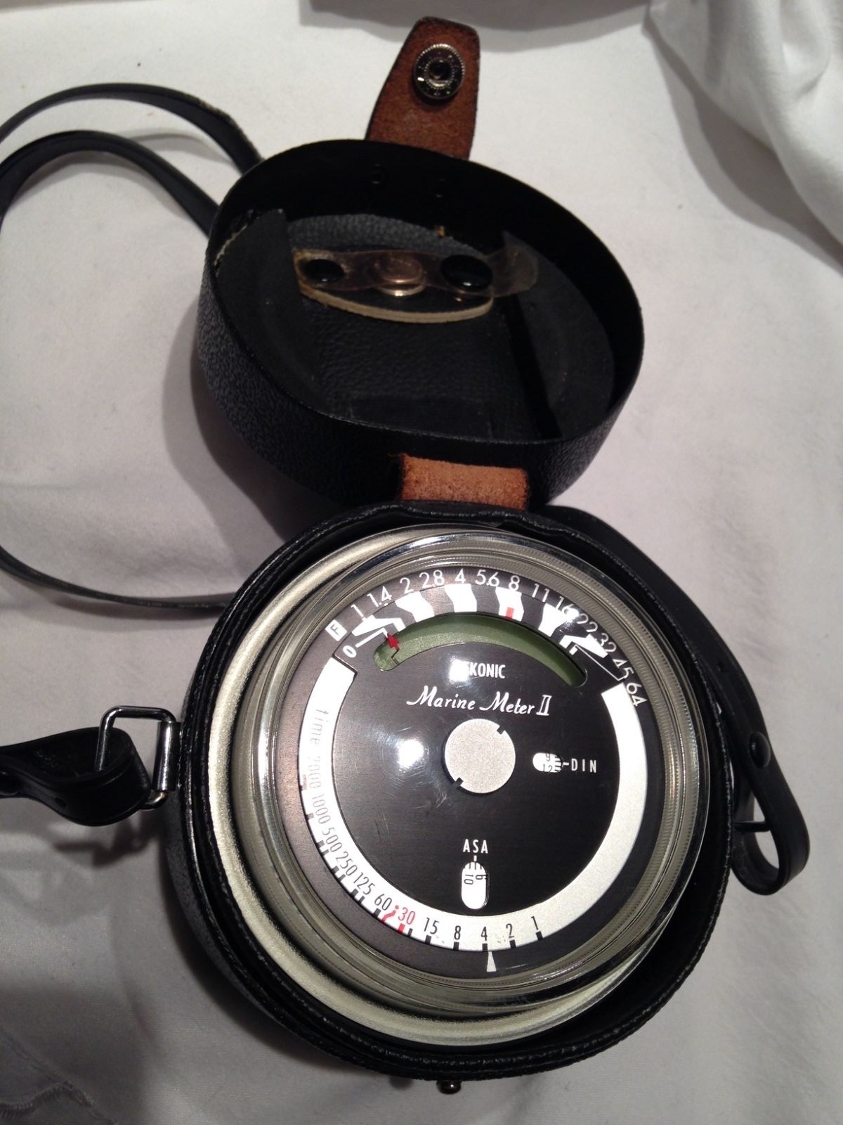 Sekonic Marine Meter II with original case