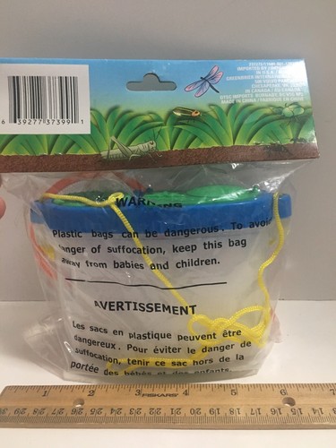 Backyard Bug Catching Kit Includes Bucket, Magnifying Glass, Net & Tweezers New