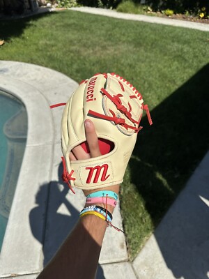 Marucci Capitol Series Pitching Glove, 11.75, Two Piece Web