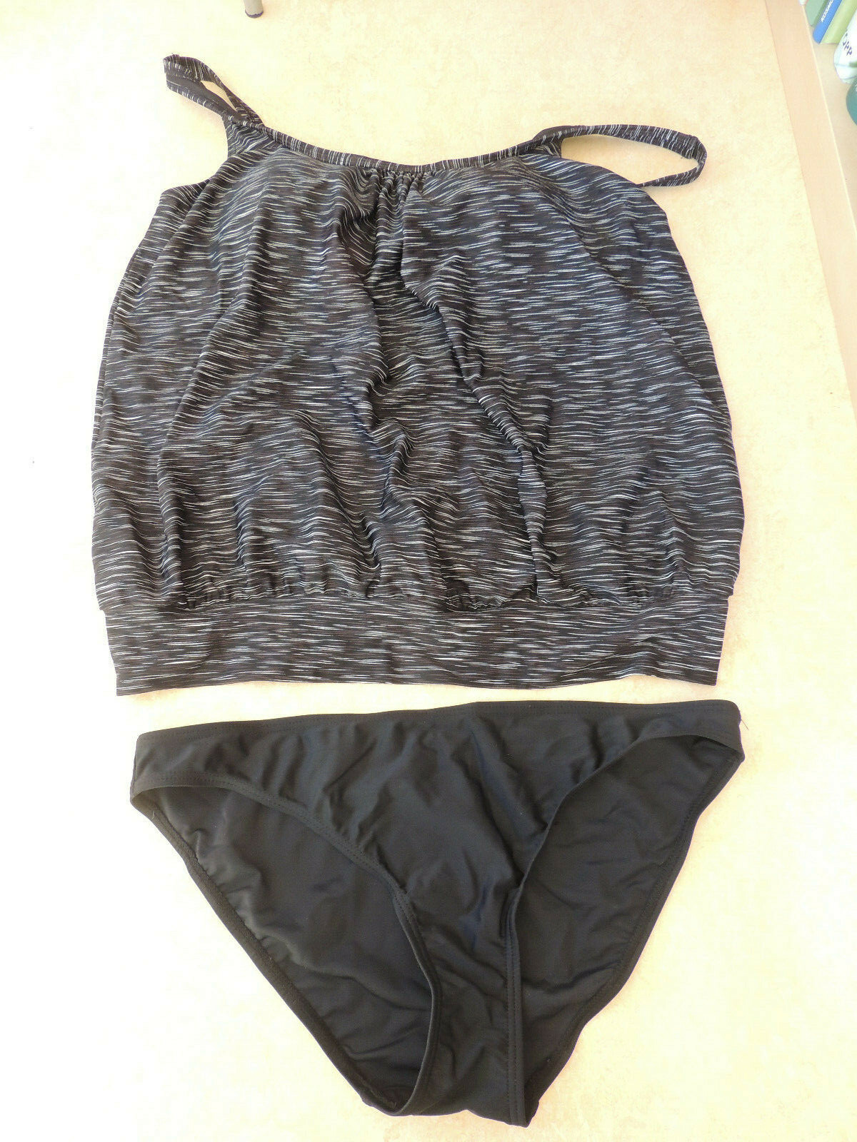 Tankini, Kangaroos, schwarz weiß oversize, Gr. 40, Sommer, Meer, Urlaub