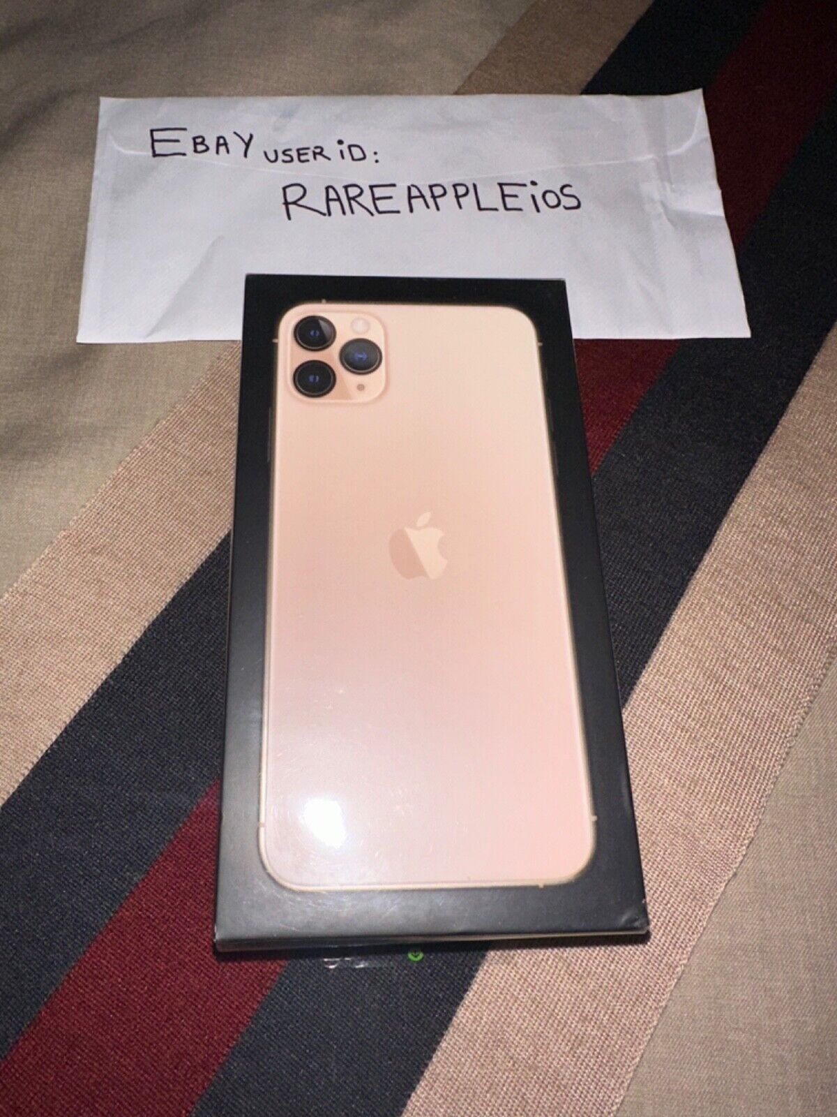 Apple iPhone 11 Pro Max New Sealed Gold 256gb iOS 13 Apple iPhone 11 Pro Max New Sealed Gold 256gb iOS 13