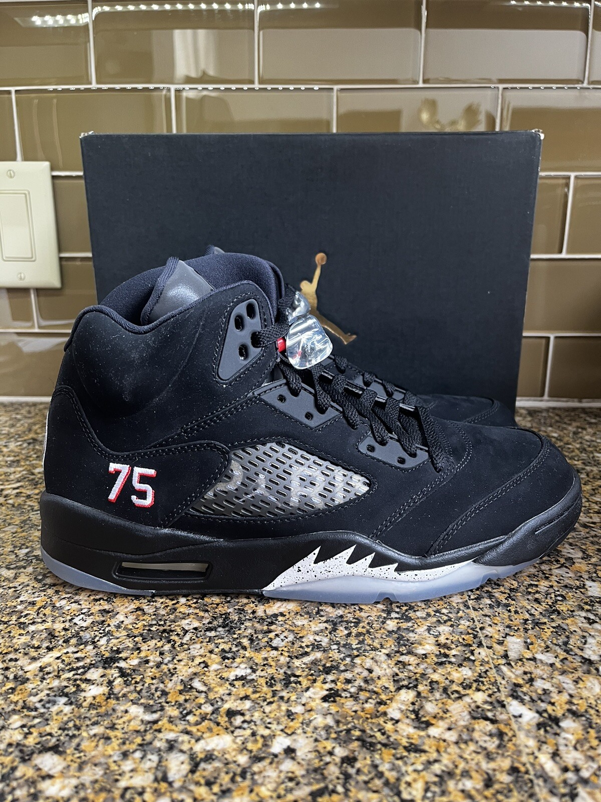 NIKE AIR JORDAN V 5 PSG PARIS SAINT GERMAIN Size 10 100% AUTHENTIC: купить  с доставкой из США, цена 66 101 руб - (353950408780)