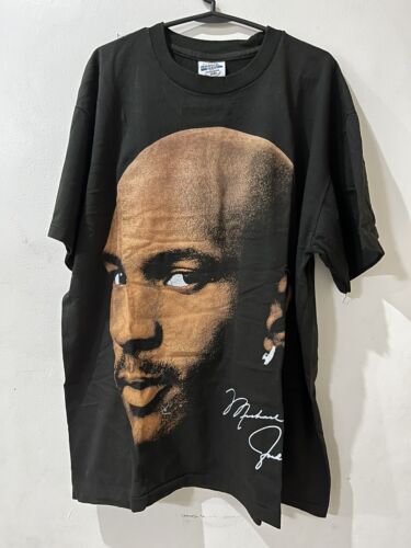ヴィンテージ✨️Michael Jordan 優勝新聞記事プリントTシャツ L s-l400.jpg