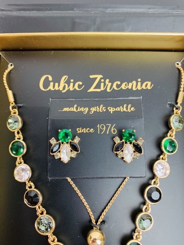 Gold BEAUTIFUL Cubic Zirconia Earrings and Necklace set *Bright Cocktail*