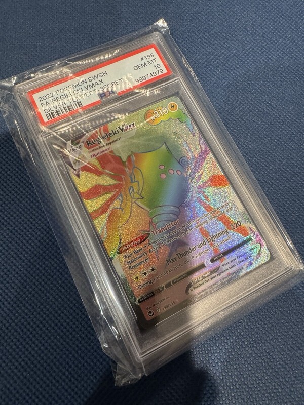 Pokemon TCG Regieleki V Max Silver Tempest English Full Art