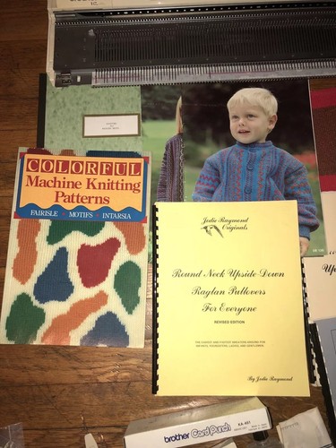 Brother KH-892E Knitting Machine with Tons Of Attachments With A Lot More Look!