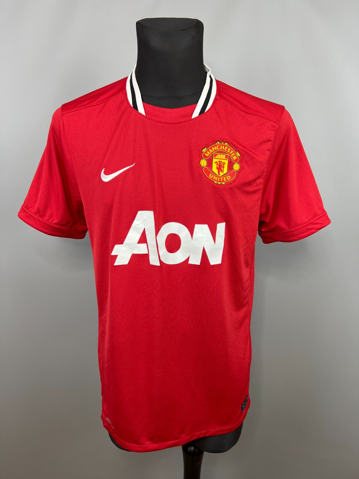MANCHESTER UNITED 2011 2012 HOME SHIRT FOOTBALL SOCCER