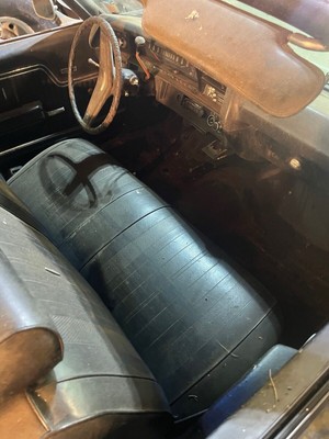 image 4 of interior