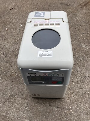 Zojirushi Automatic Bread Maker Machine BBCC-S15 2 Pound Loaf Used Works 