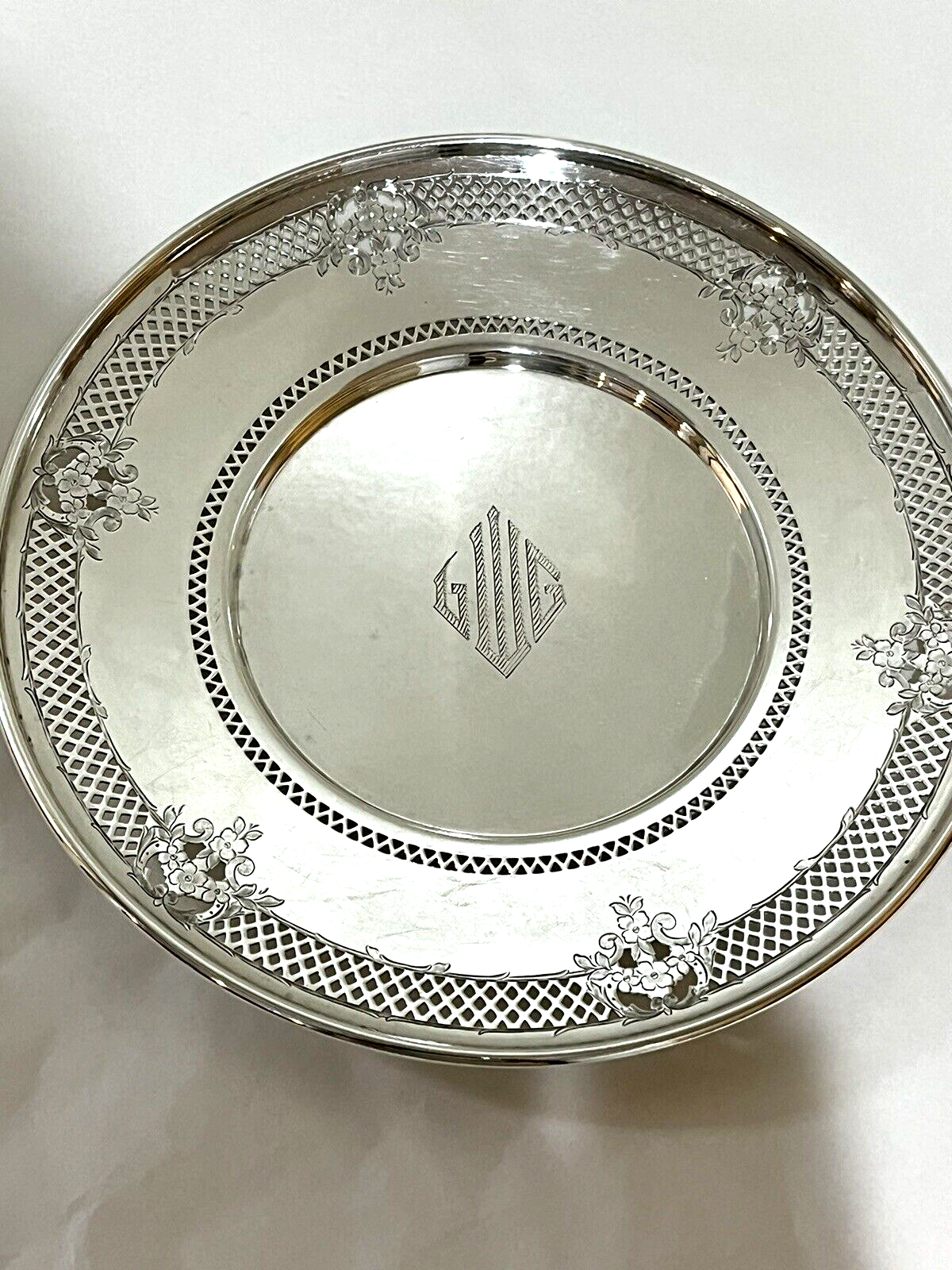 International Sterling Silver Co Plate 8-5/8