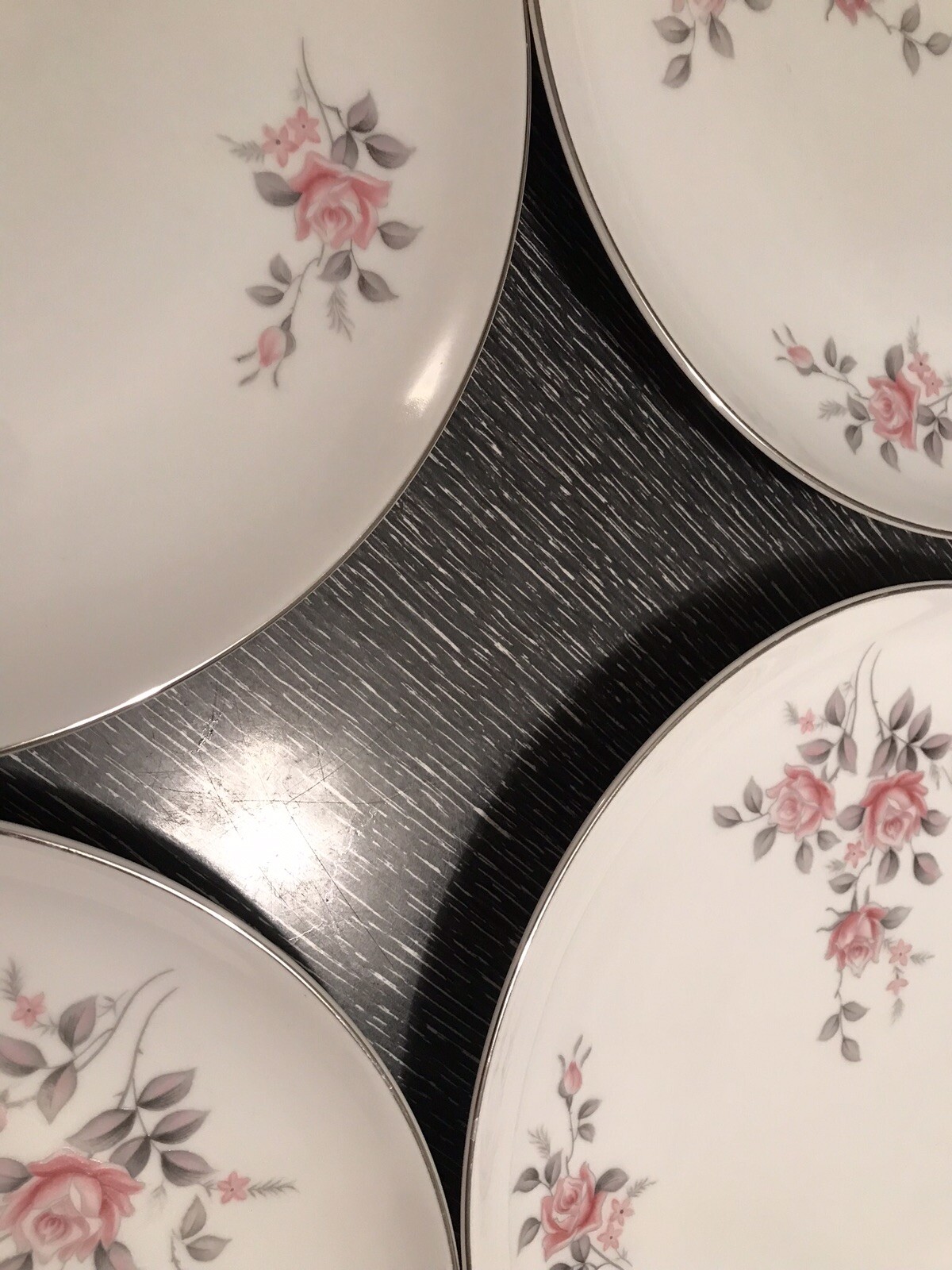 Four Harmony House Janet 3837 Dinner Plates