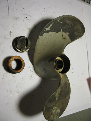 Propeller  Antique Zephyr  model 4404 outboard prop
