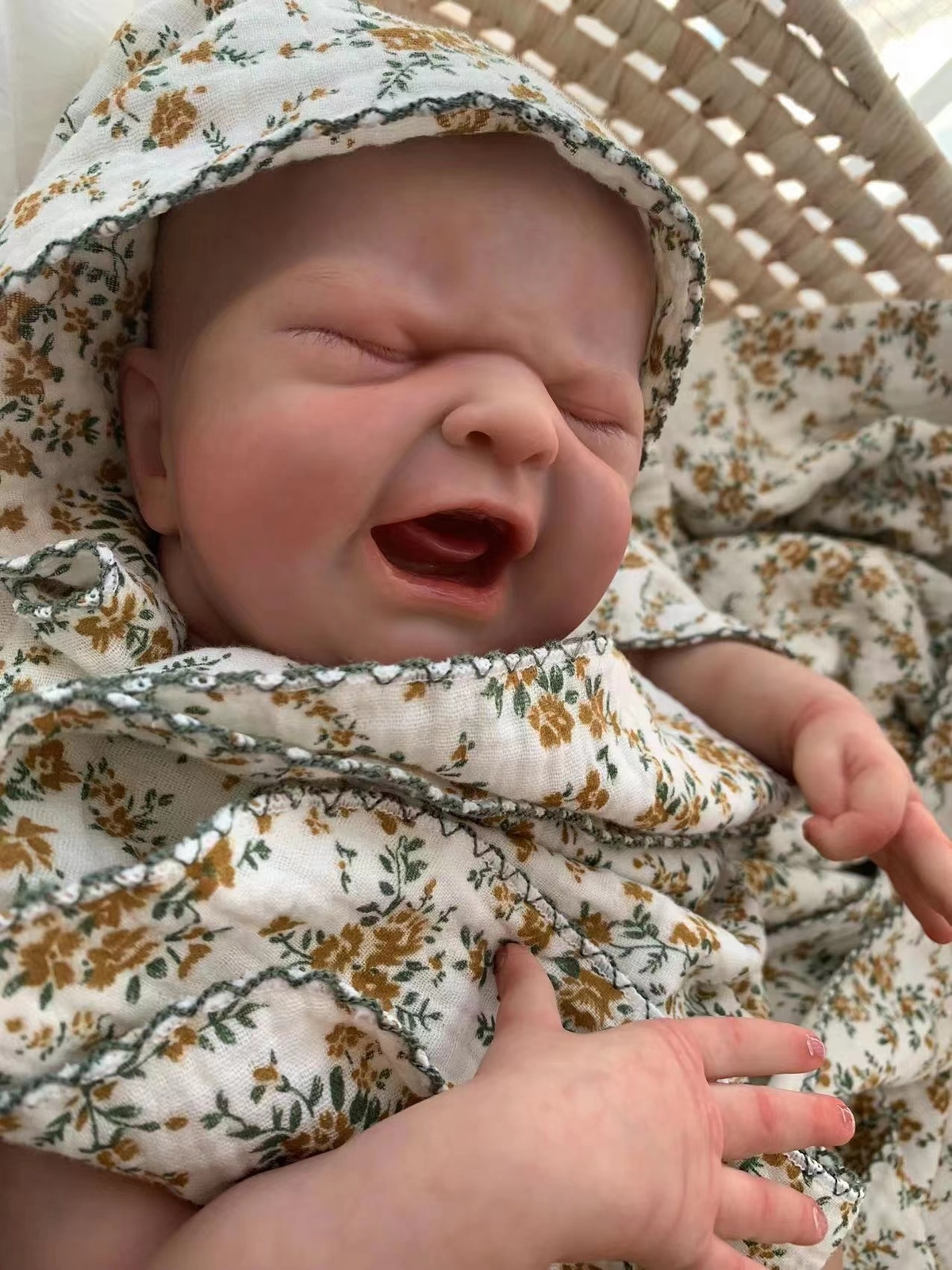 Crying Baby Doll That Look Real Soft Silicone Baby Dolls