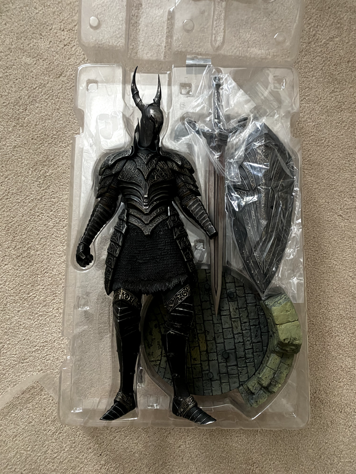 DARK SOULS KUROKISHI Black Knight 1/6 Scale Statue | eBay DARK SOULS KUROKISHI Black Knight 1/6 Scale Statue | eBay