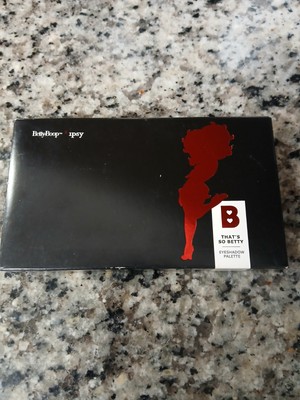 Betty Boop  X Ipsy That's So Betty Eyeshadow Palette 0.42 oz