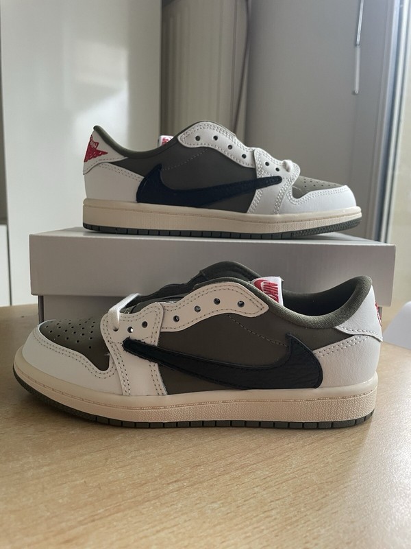 Nike Jordan 1 Low Og Sp X Travis Scott Medium Olive Ps (Size 32eu) Us 1y
