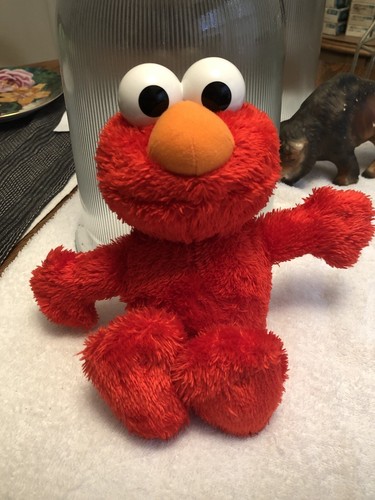 Elmo でございます　　　モアサナイト UDF SESAME STREET ELMO（フィギュア）｜SESAME STREET MARKET