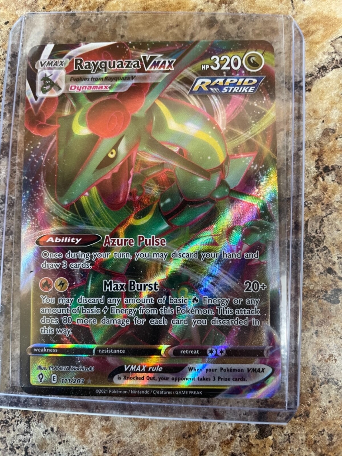 Rayquaza VMAX 111/203 NM Full Art Ultra Rare Evolving Skies Rayquaza VMAX 111/203 NM Full Art Ultra Rare Evolving Skies