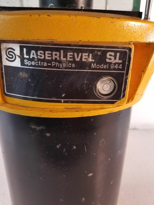 Spectra Physics SL944 Rotating Laser Level