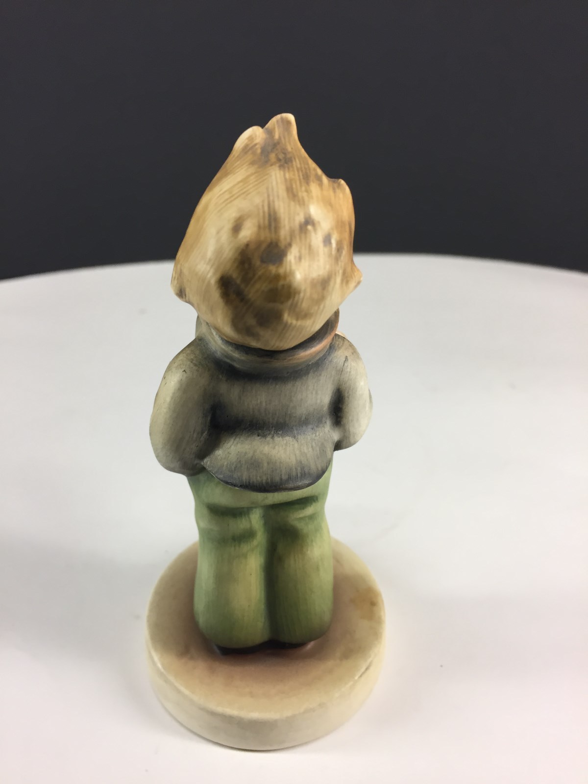 older Hummel Goebel Figurine lol  #135 Soloist, Full Bee, Boy Singing