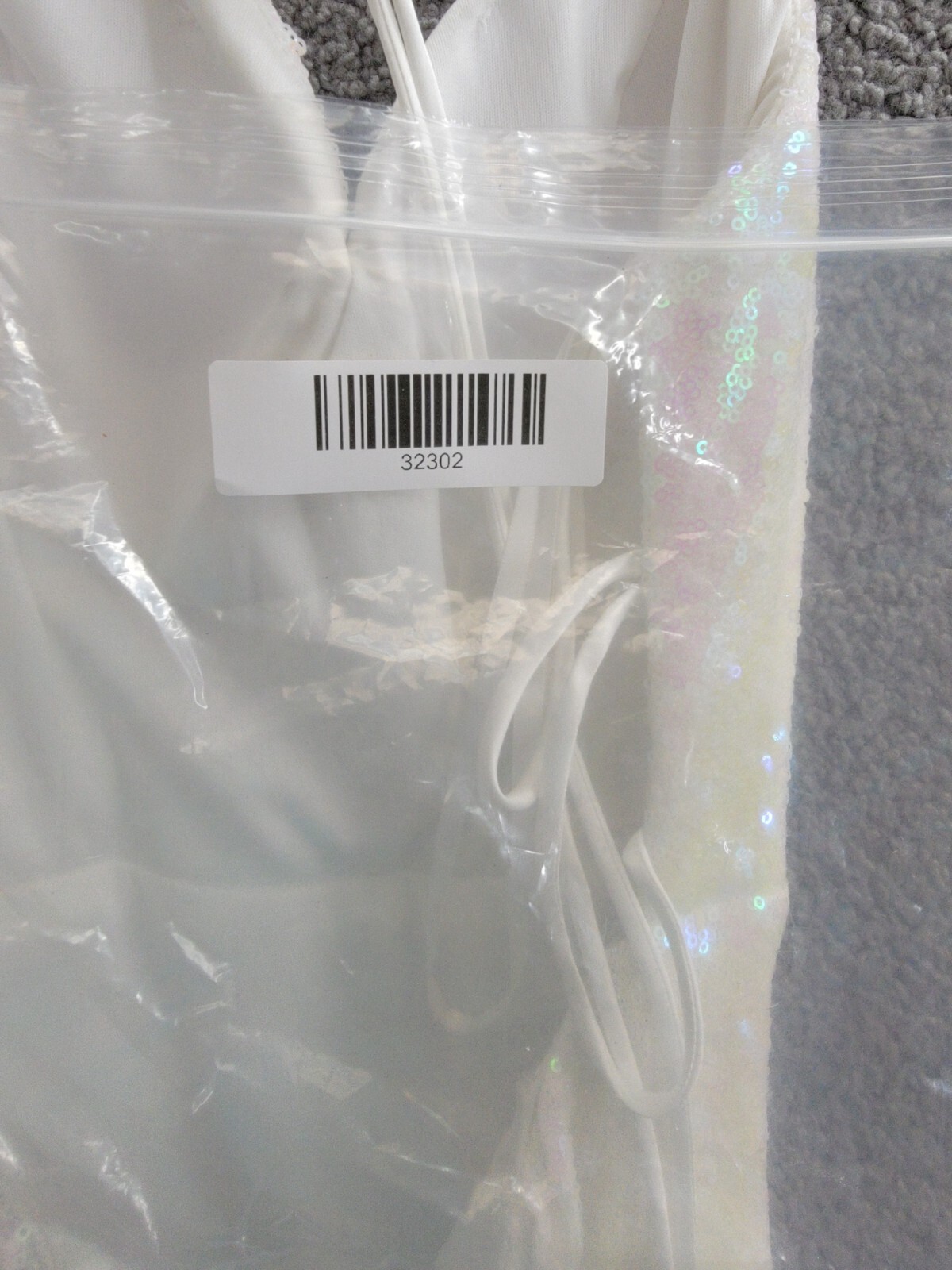B Darlin Sequined Cowlneck Lace-Up-Back Gown Juniors' 9/10 Iridescent Zip Back - Picture 15 of 15