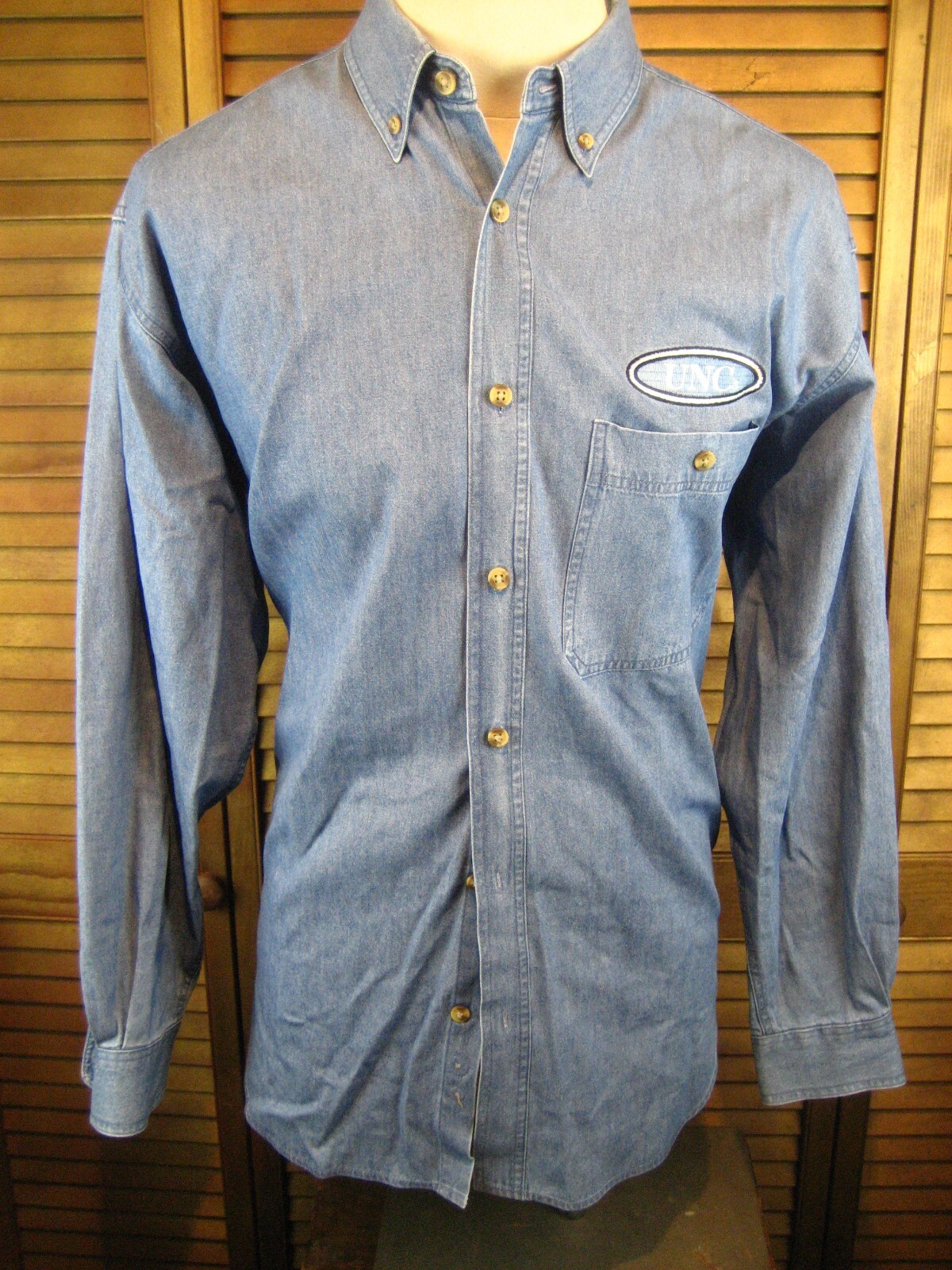 Mens Vntg TSI Blue Cotton Denim LS Work Shirt w UNC Tar