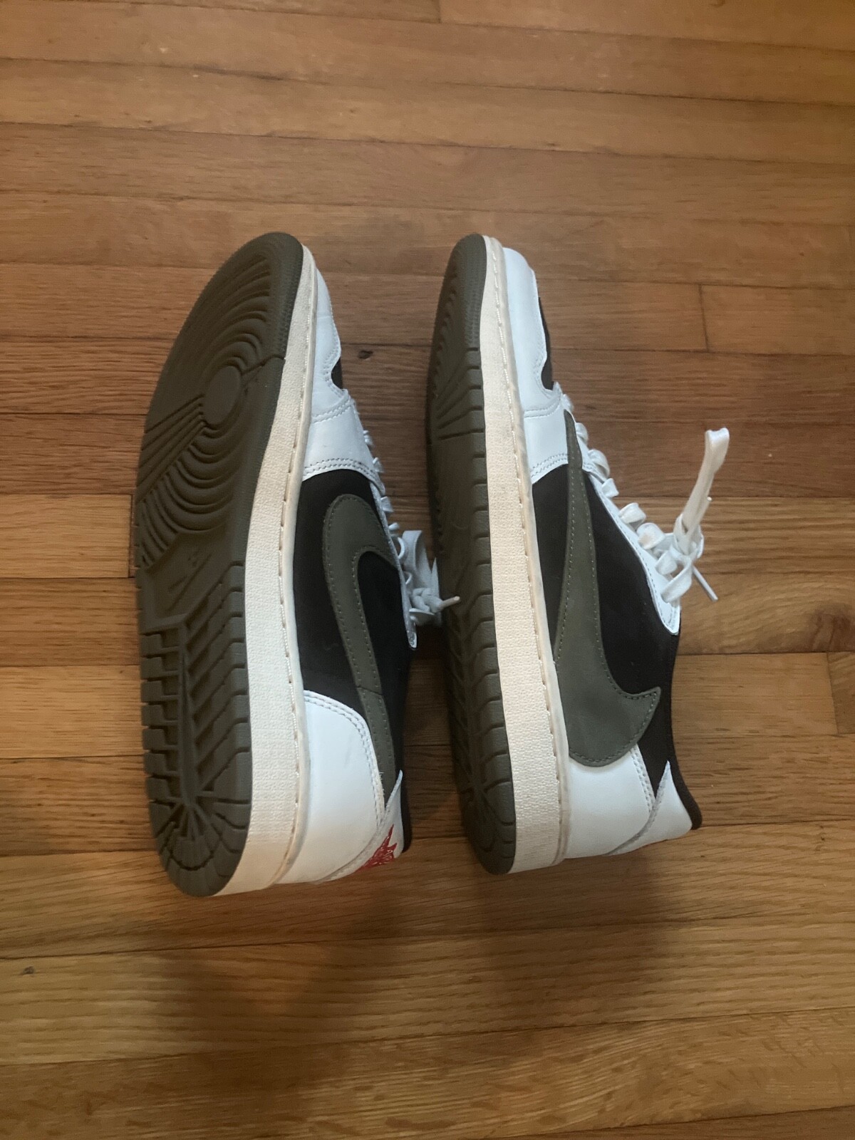 Size 8 - Travis Scott x Air Jordan 1 Retro OG SP Low Reverse Olive / Medium...