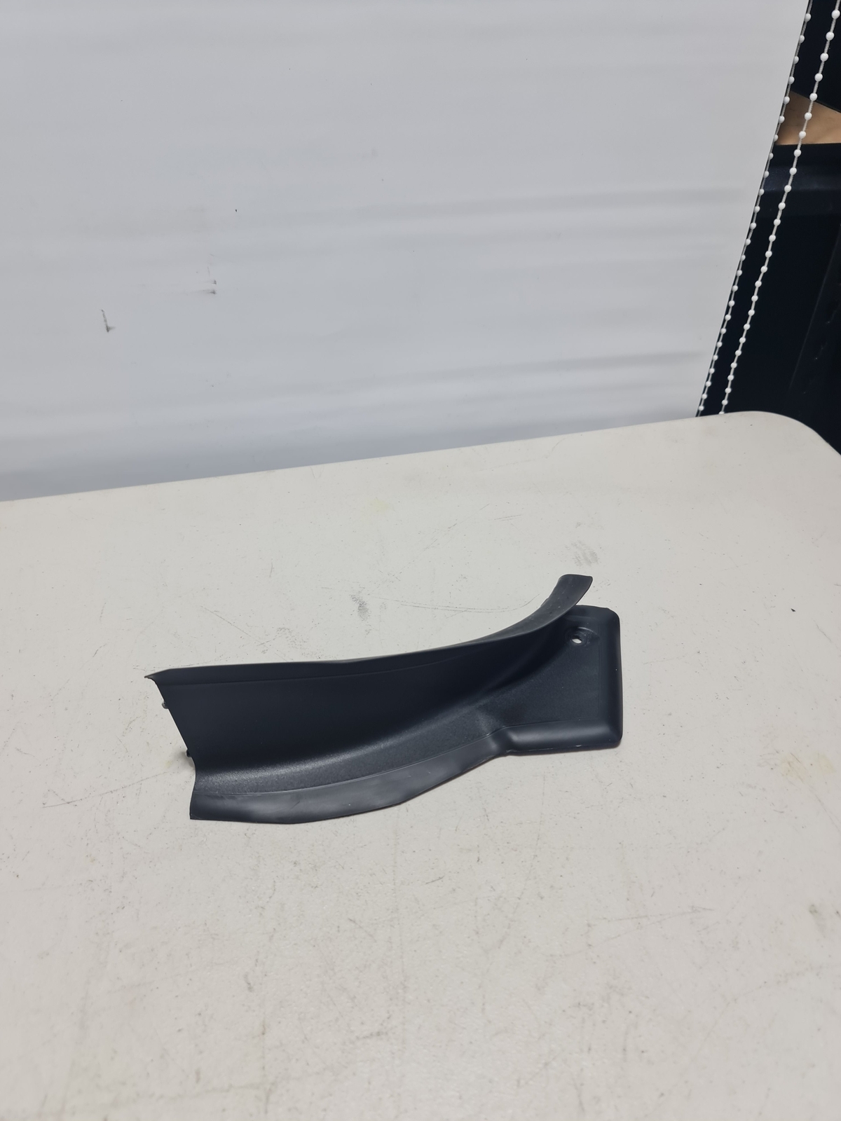 0 Bmw 2017-2020 51-49-7-474-488 51497474488 Gutter Strip Right 7474488 image 3