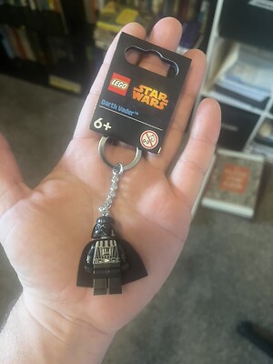 LEGO STAR WARS: Darth Vader Minifugure Keyring/Keychain (New)