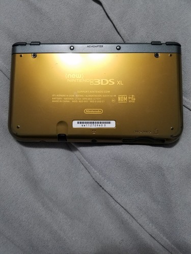 Nintendo New 3DS XL Hyrule Edition Zelda, Gold, Triforce