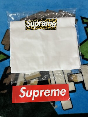   Supreme Shanghai STORE BOX LOGO BRAND NEW MENS Short Sleeve Shirt XL  