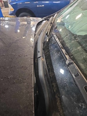 Used Right Wiper Arm fits: 2015 Chevrolet Equinox L LS LT LTZ