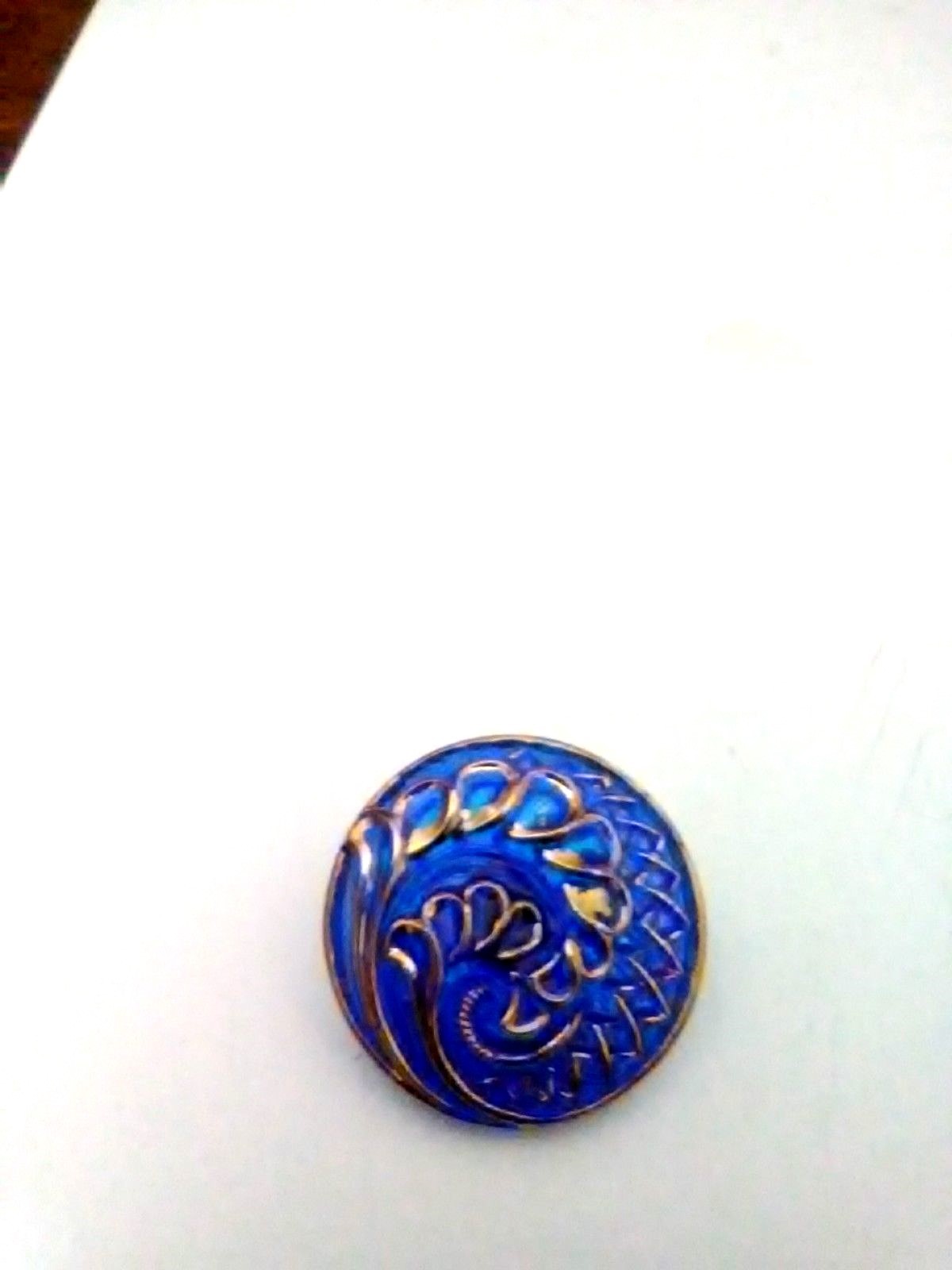 Pretty Vibrant BLUE Round Glass Button Vintage Free Shipping!