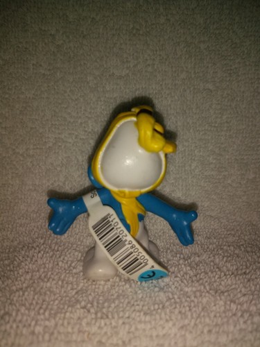 Smurfs Native American Indian Figure Vintage Toy Collectible