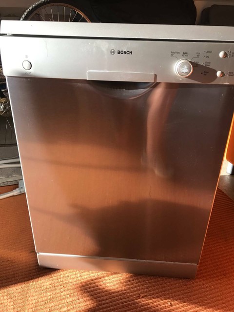bosch stainless steel freestanding dishwasher sms40e08au