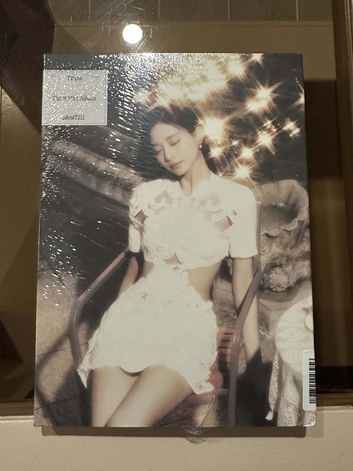 TZUYU (TWICE) - [abouTZU] 1st Mini Album FLY Version