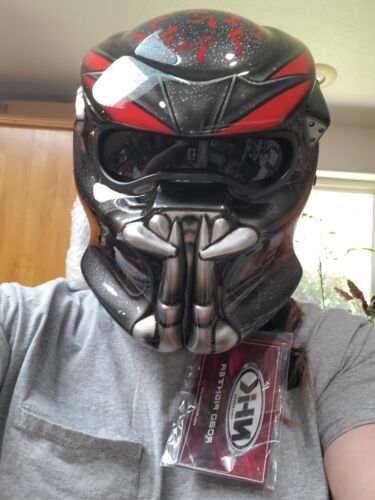 FREE SHIPPING PREDATOR HELMET CUSTOM RED FIRE ( DOT & ECE FREE SHIPPING PREDATOR HELMET CUSTOM RED FIRE ( DOT & ECE