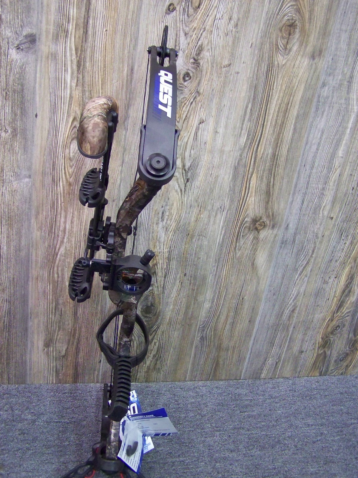 Quest Storm LH- Black- Package