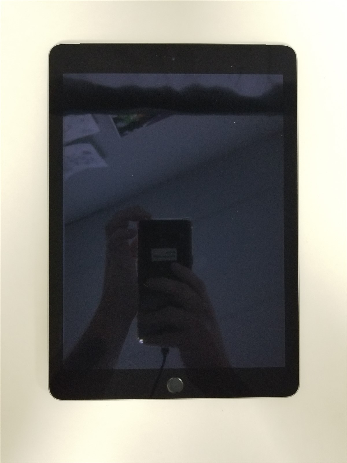 Apple iPad Air 9.7